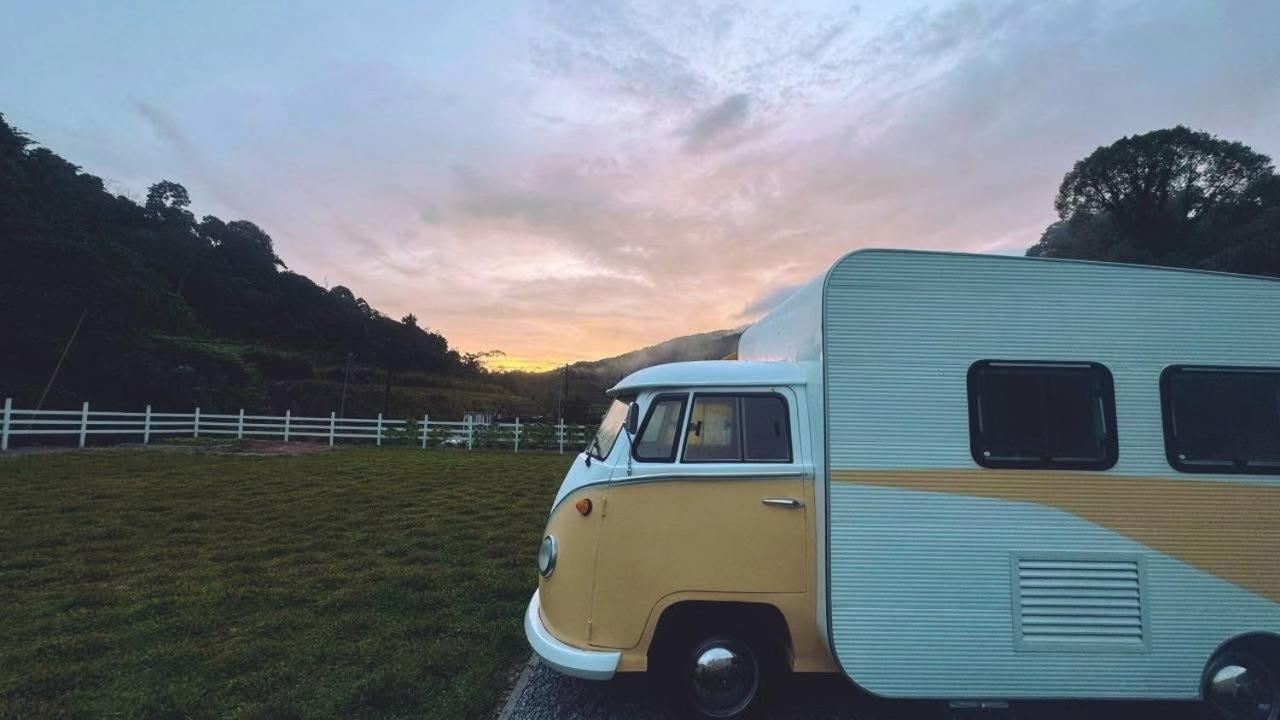 Khemah mewah The Starry Campervans